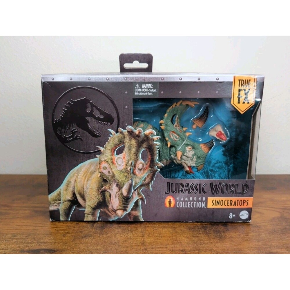 Jurassic World Sinoceratops Hammond Collection True FX - Brand New